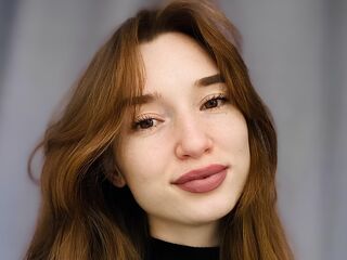 camslut fingering pussy LouieAldaco