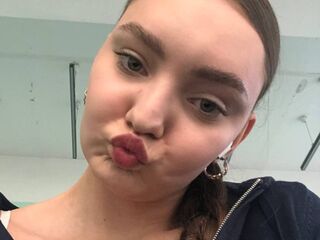 cam girl masturbating with sextoy LourdesFronk