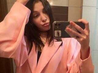 hot camslut LucileVerlin