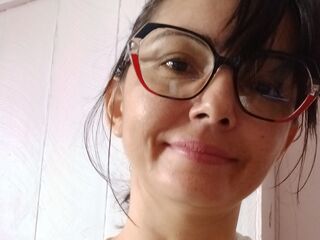 nude camgirl picture LuizaHots