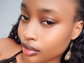 free webcam chatroom LunaSilhouette