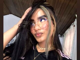 camgirl porn cam MadissonVerdez
