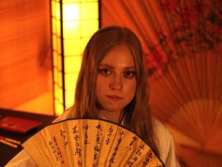 adult live cam MandiKressierer