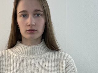 real live webcam MarcelineLeja