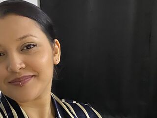 camwhore shaved pussy MarcellaGriffin