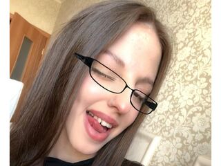 naked webcamgirl video MaryannaLehane