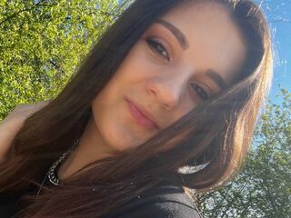 webcamgirl chatroom MaryannaShumway