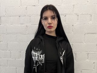 naked camgirl picture MaryettaBurgees