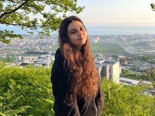 naughty camwhore MelaniColeman