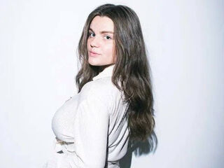 naked girl with webcam MelaniMell