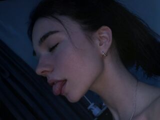 camgirl webcam pic MelbaStraub