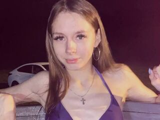naughty cam girl picture MellisaEdwards