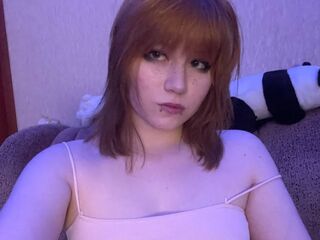 cam girl masturbating with vibrator MiSokimo