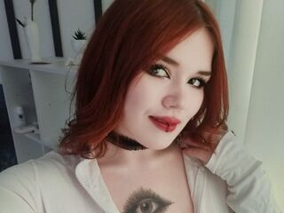 naked camgirl masturbating MiaPerls