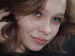 naked cam chat MiaVana