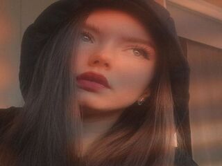 real live cam MilaLyra