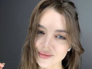 masturbating webcamgirl MiroLika