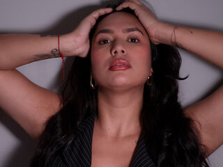 chat with cam MoonIvanna