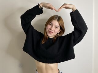 hot cam girl masturbating with dildo NadineGene