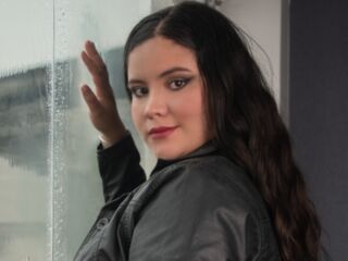 beautiful girl cam NahiaMonet