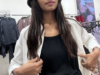 naked camgirl masturbating with dildo NainaSingh