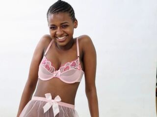 erotic webcam NaomiBrookes