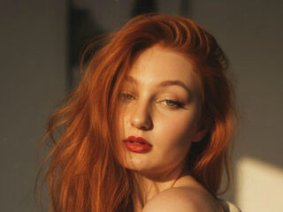 closeup webcam NicoleReds