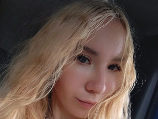 camwhore spreading pussy NikaFrosha