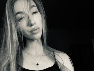 camgirl porn web cam NikkiTenerovich