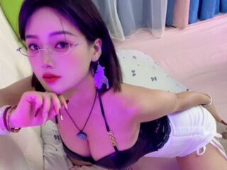 naked cam girl fingering pussy NolanMia