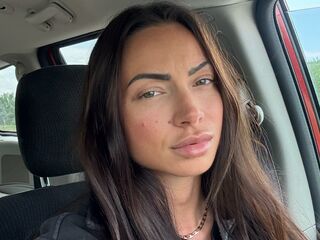 camgirl spreading pussy OliviaaBrownn