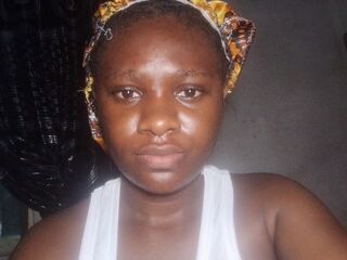 nude cam girl pic QueenAnne