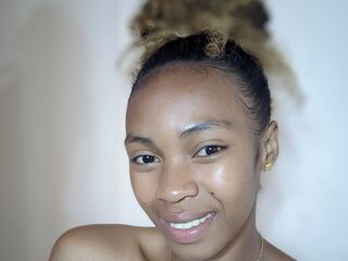 naked girl with cam masturbating RasoaAlice