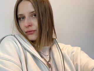 cam girl masturbating with dildo RebeccaBellore