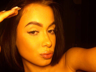 closeup webcam RuthieMichieli