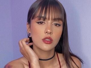 naughty cam girl fingering pussy SabbValentine