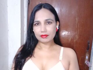 camgirl showing pussy SadiaAngel