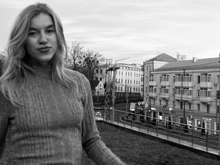 naked camgirl SallyRodwell