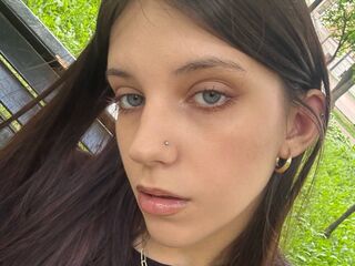 babe cam SaritaHowick