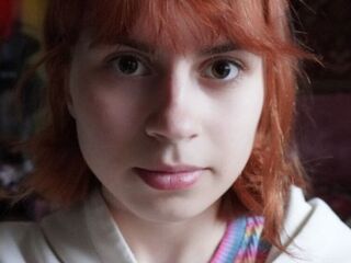 shower webcam SerafinaGoettl