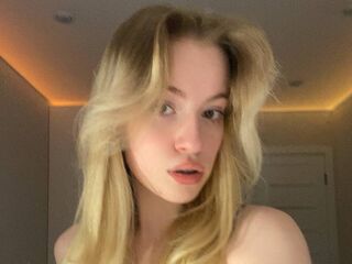 naked girl with cam masturbating ShalandaDaghita