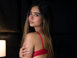 topless cam girl SharaOrtiz