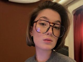 cam girl webcam sex SheilaSweezer