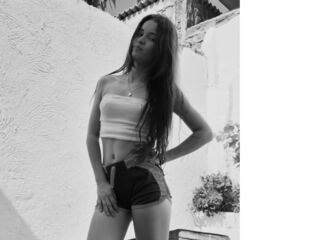 naked girl with live cam SophyaReyes