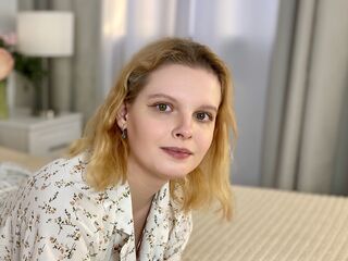 chat show StacyGlow