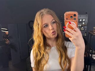 live porn show TainaSaffo