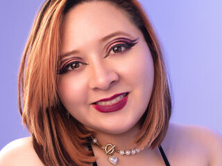 cam girl chatroom TaylorCooper