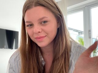 free sexcam TeneshaQuinerly