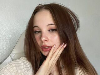 cam strip tease VeronaHewlett