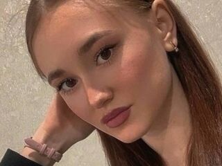 camgirl fingering shaved pussy VivianSinclair